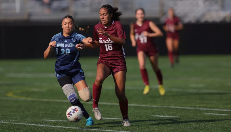 Women’s soccer shoots up standings with second shutout in three games