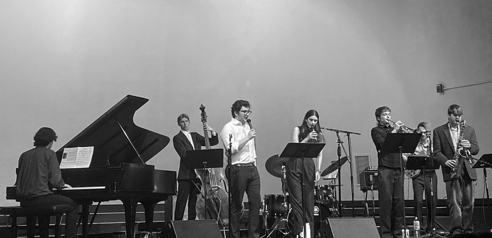 Fourth-year vocalists Louis Shriber and Ricki Rizzo perform alongside the URI Standards Combo. PHOTO CREDIT: Casey Chan-Smutko | Contributing Reporter