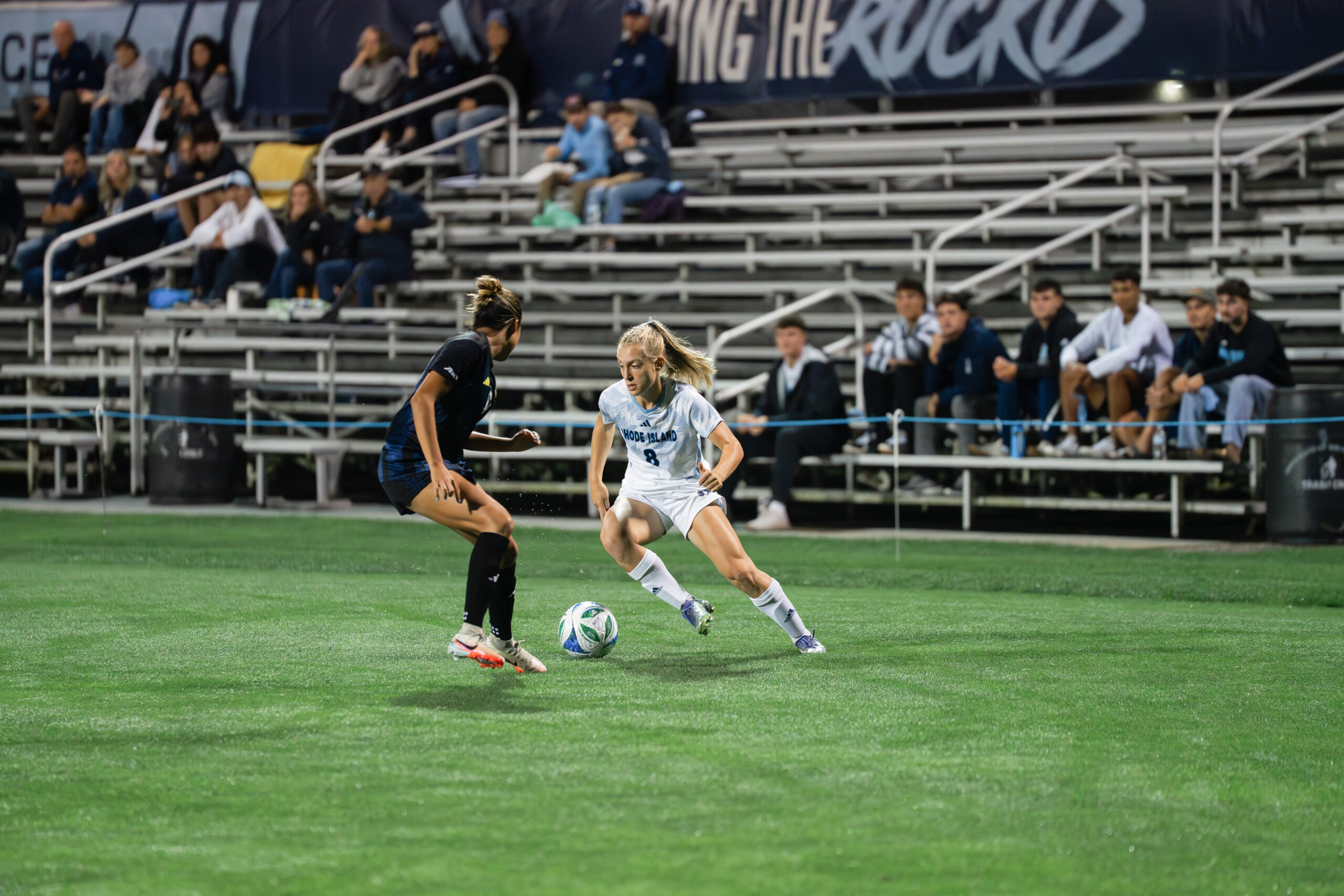 Third-year forward Jill Rosenfeld dodges a defender in the Rams’ loss against La Salle on Thursday. PHOTO CREDIT: Emma Roberts | Staff Photographer