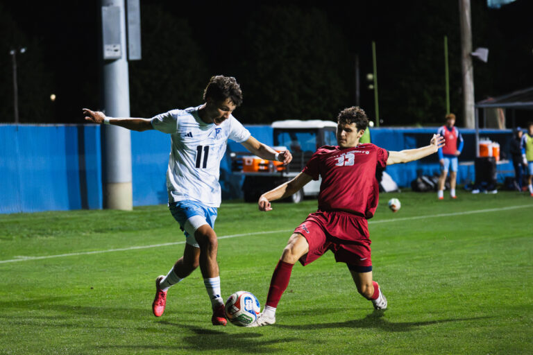 Men’s soccer breaks three-game losing streak with statement win